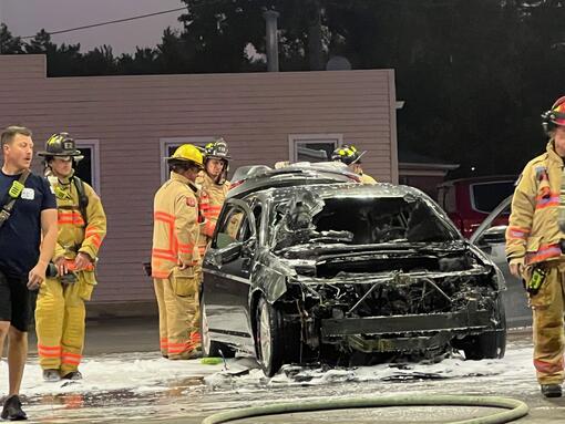 Car destroyed in fire at Lincoln gas station